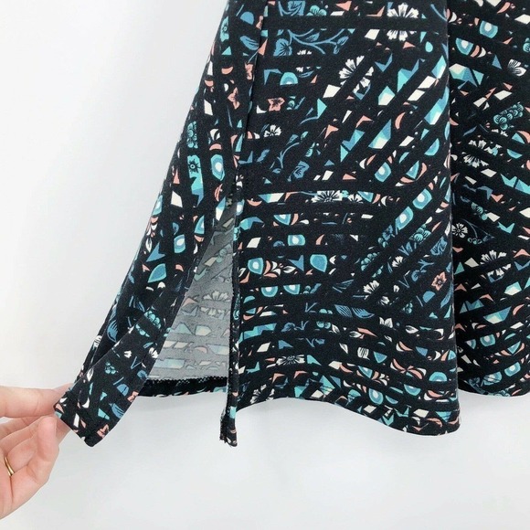 Lularoe Perfect T Shirt Multicolor Floral & Stripe Size XXS Tunic Short Sleeve - Picture 10 of 12